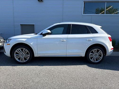 Ibis White 2018 Audi Q5 2.0T Tech Premium