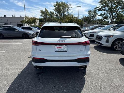 2025 Audi Q5 Premium Plus TFSI quattro S tronic