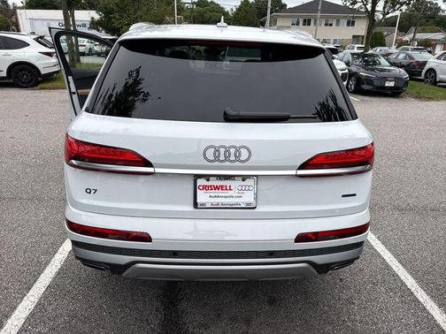 2025 Audi Q7 55 Premium Plus