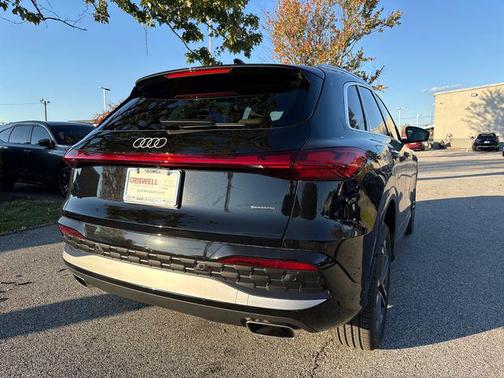 2025 Audi Q5 Prestige TFSI quattro S tronic