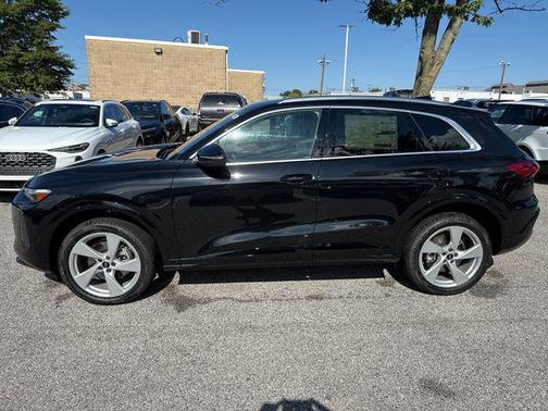 2025 Audi Q5 Premium Plus TFSI quattro S tronic