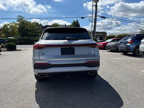 2025 Audi Q5 Premium TFSI quattro S tronic