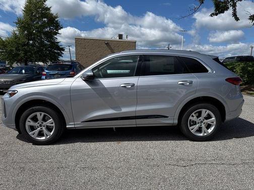 2025 Audi Q5 Premium TFSI quattro S tronic