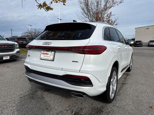 2025 Audi Q5 Premium Plus TFSI quattro S tronic