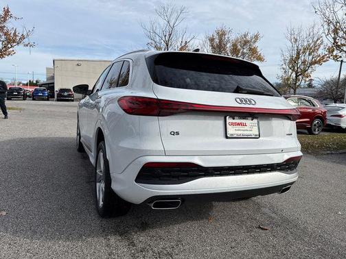 2025 Audi Q5 Premium Plus TFSI quattro S tronic