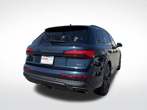 Blue Metallic 2026 Audi Q7 55 Premium Plus