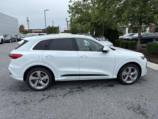 2025 Audi Q5 Prestige TFSI quattro S tronic