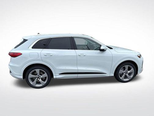 2025 Audi Q5 Prestige TFSI quattro S tronic