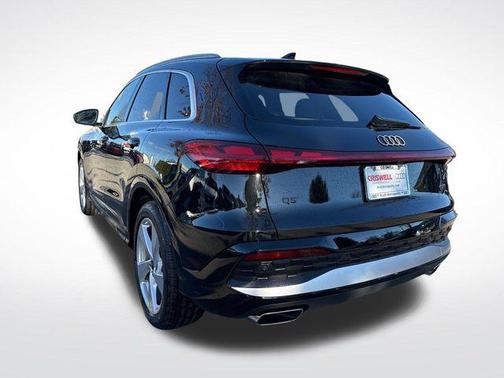 2025 Audi Q5 Prestige TFSI quattro S tronic