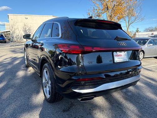 2025 Audi Q5 Prestige TFSI quattro S tronic