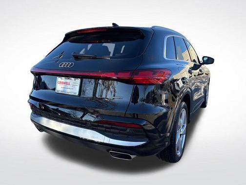 2025 Audi Q5 Prestige TFSI quattro S tronic