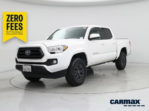 White 2023 Toyota Tacoma SR5