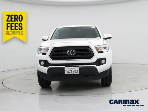 White 2023 Toyota Tacoma SR5