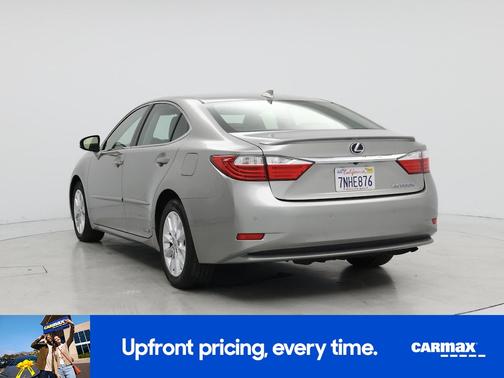 2015 Lexus ES 300h 
