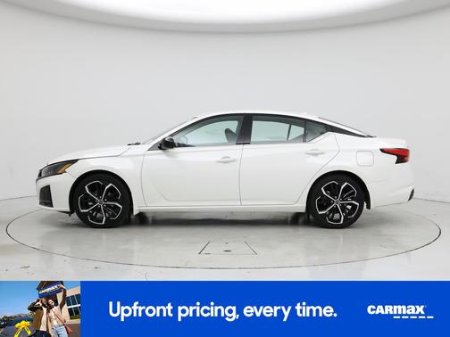 2025 Nissan Altima SR