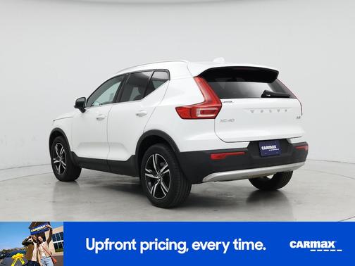 2024 Volvo XC40 B5 Core Bright Theme