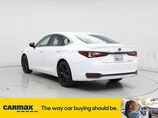 2023 Lexus ES 300h F-SPORT Handling