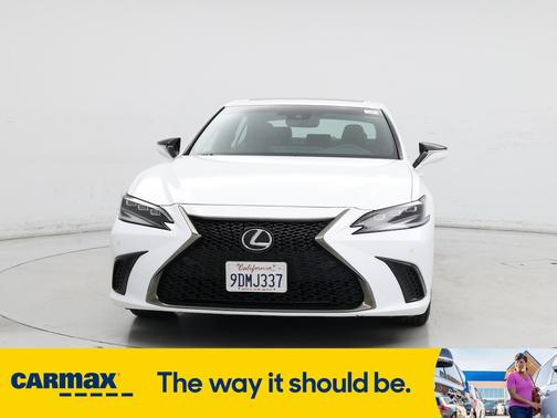 2023 Lexus ES 300h F-SPORT Handling