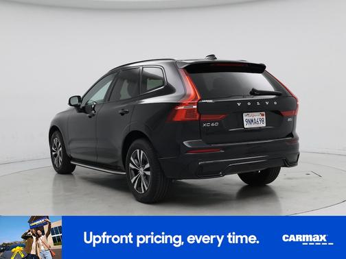 Black 2024 Volvo XC60 B5 Core Dark Theme