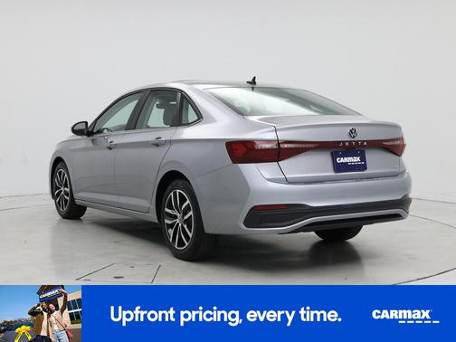 2025 Volkswagen Jetta SE