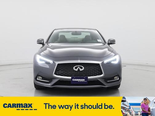 2017 INFINITI Q60 Premium
