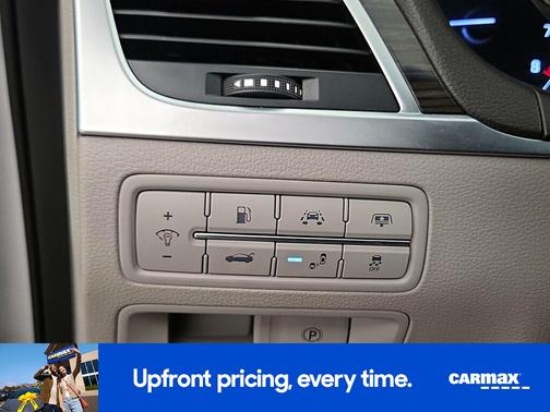 2016 Hyundai Genesis 