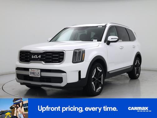 White 2024 Kia Telluride EX