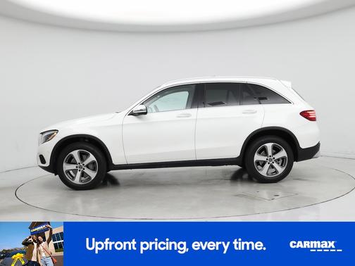 White 2019 Mercedes-Benz GLC 300