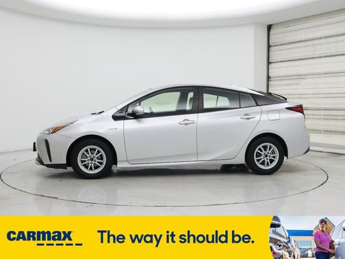 2020 Toyota Prius LE