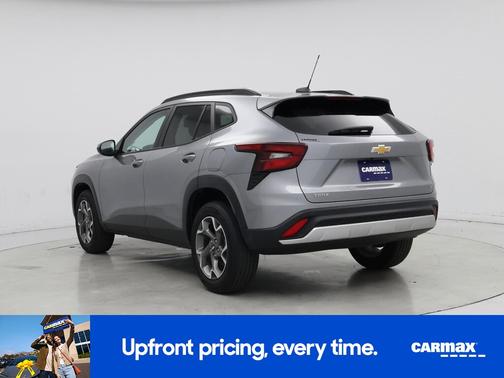Gray 2025 Chevrolet Trax LT