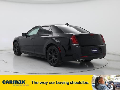 2020 Chrysler 300 Touring