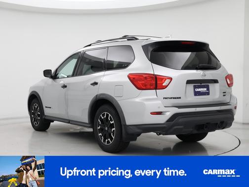 2019 Nissan Pathfinder SV