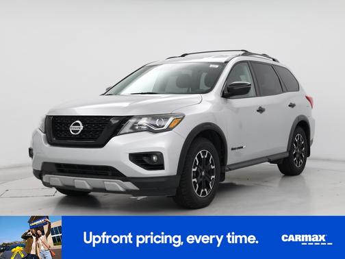 2019 Nissan Pathfinder SV