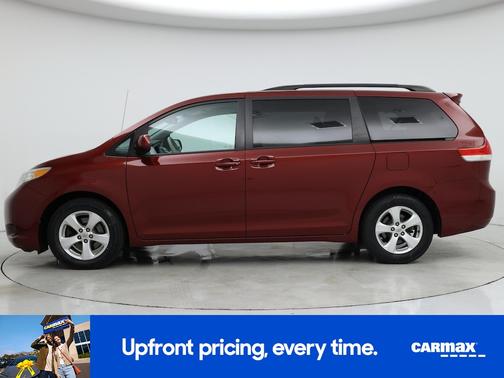 2014 Toyota Sienna LE