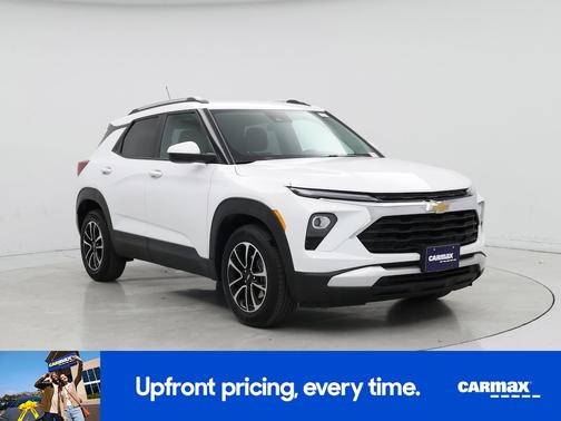 White 2025 Chevrolet Trailblazer LT