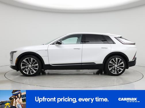 2024 Cadillac LYRIQ Luxury 3