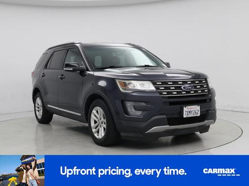 Blue 2017 Ford Explorer XLT