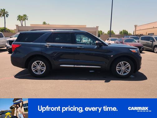 Blue 2022 Ford Explorer XLT