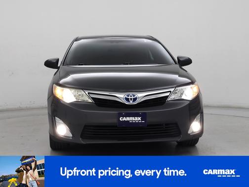 Gray 2014 Toyota Camry Hybrid XLE