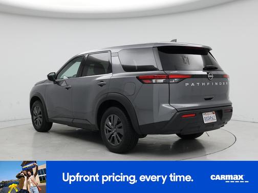 2022 Nissan Pathfinder S