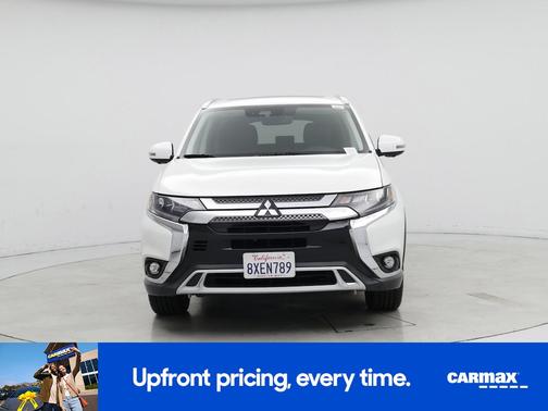 White 2019 Mitsubishi Outlander GT