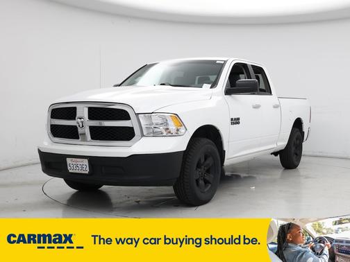 2017 RAM 1500 SLT