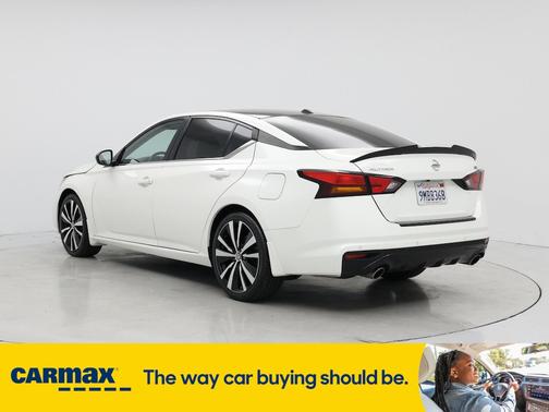 2022 Nissan Altima SR