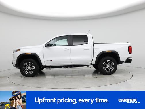 2024 GMC Canyon AT4