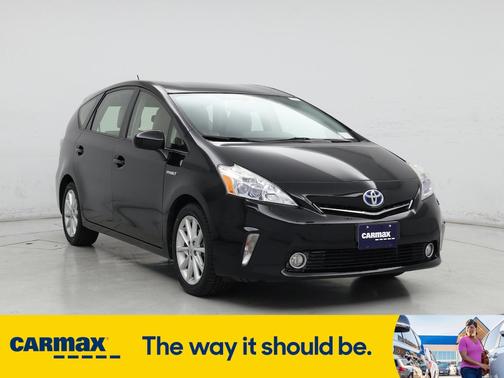 2013 Toyota Prius v Five