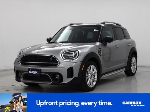 Gray 2023 MINI Countryman S