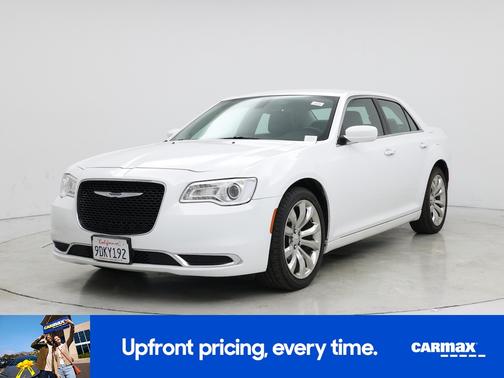 2019 Chrysler 300 Touring L