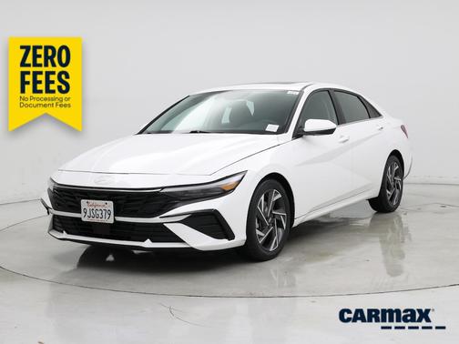 White 2024 Hyundai ELANTRA SEL