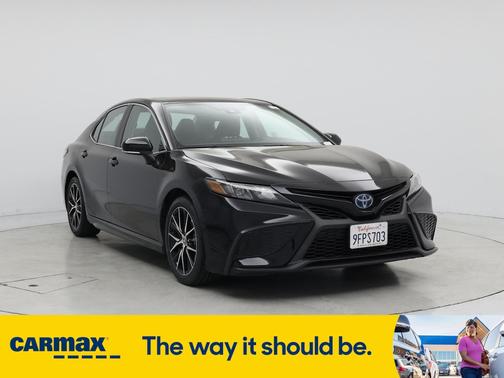 2023 Toyota Camry Hybrid SE