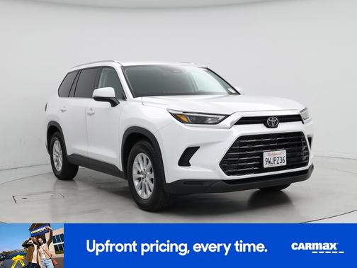 White 2026 Toyota Grand Highlander XLE